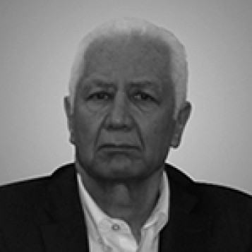 حسین شیخ زین الدین ( معمار – مدیرعامل مهندسین مشاور باوند )